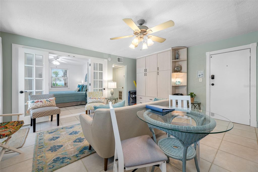 Image 8 of property listing at 6700 SUNSET WAY 406, St Pete Beach, FL 33706