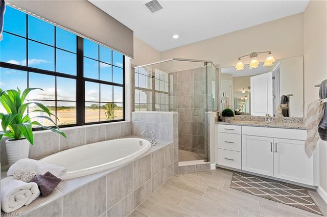 14351 Lagoon LN, Babcock Ranch, FL 33982