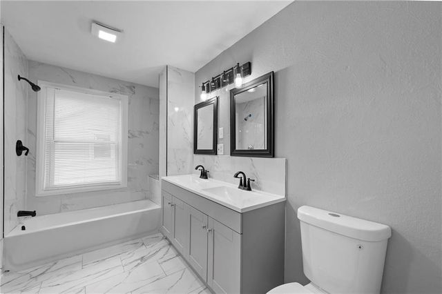 6042 Park Avenue, Kansas City, MO 64130