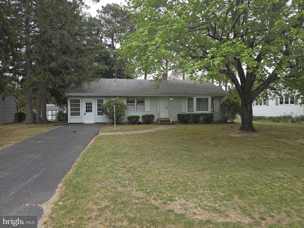 8 WOODSIDE DR, Milford, DE 19963