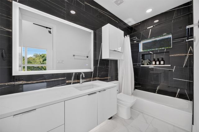 6829 Prosper Street, Dallas, TX 75209