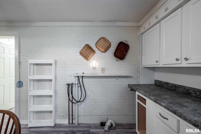 308 W FLORA Street, Valier, IL 62891