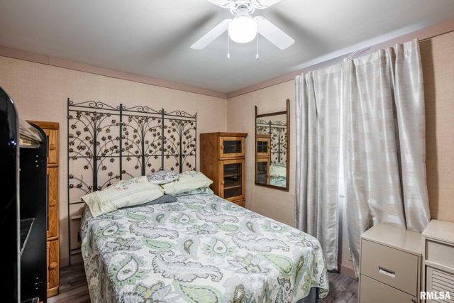 308 W FLORA Street, Valier, IL 62891