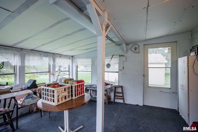 308 W FLORA Street, Valier, IL 62891