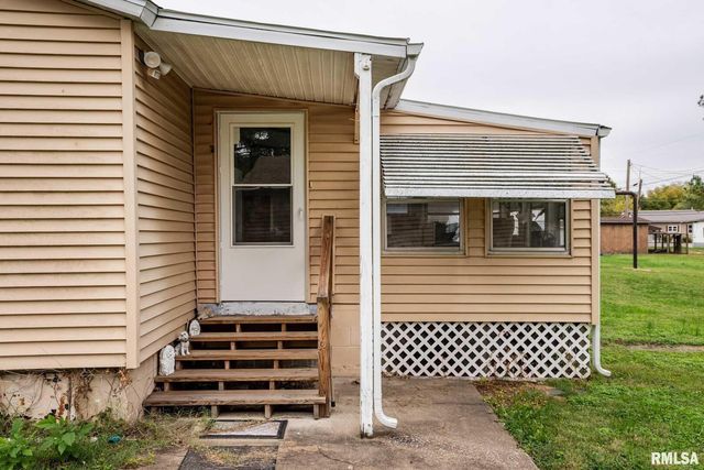 308 W FLORA Street, Valier, IL 62891