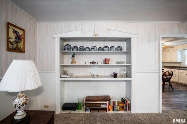 308 W FLORA Street, Valier, IL 62891