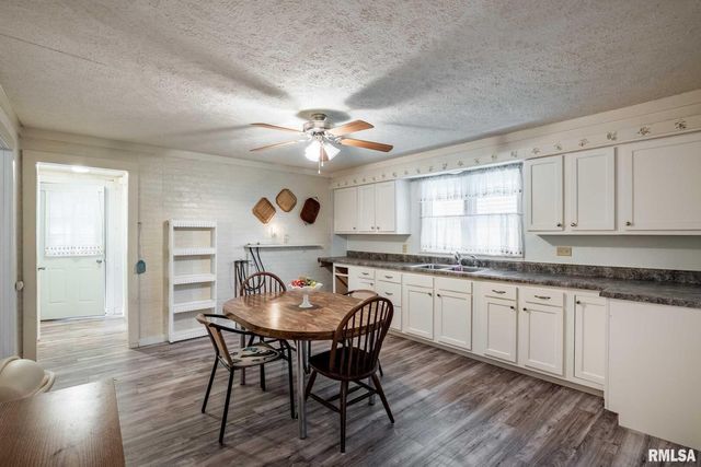 308 W FLORA Street, Valier, IL 62891