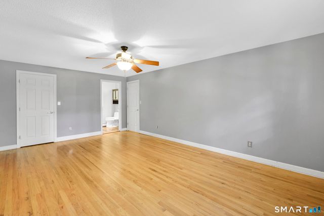 23 Berkshire Way, Simsbury, CT 06070