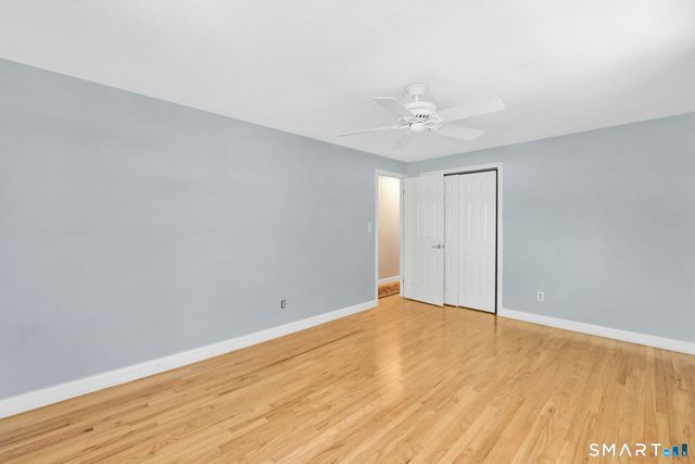 23 Berkshire Way, Simsbury, CT 06070