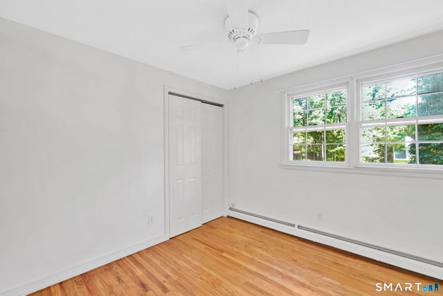 23 Berkshire Way, Simsbury, CT 06070