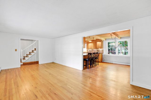 23 Berkshire Way, Simsbury, CT 06070