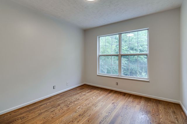 6140 Hampton Hall Way, Hermitage, TN 37076