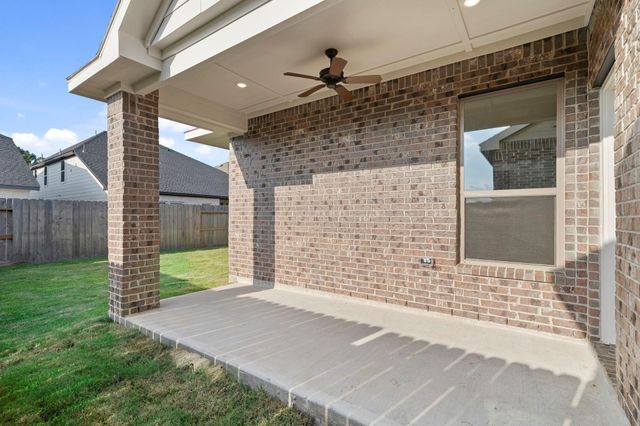 311 Violet Crown Lane, New Caney, TX 77357