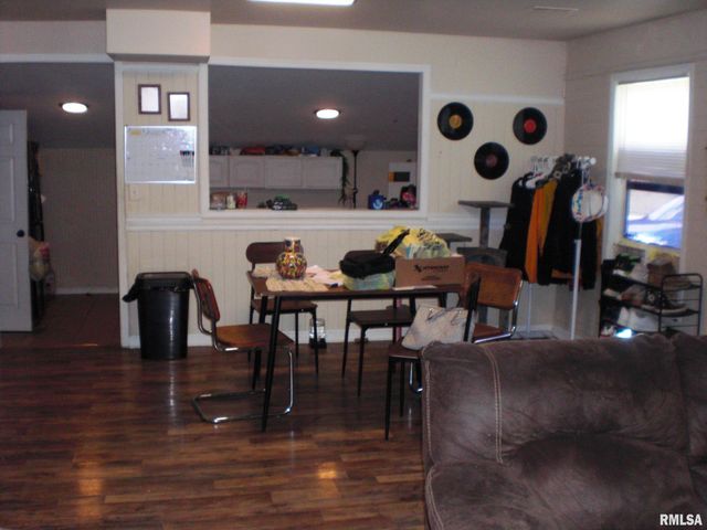 216 S PECAN Street, Desoto, IL 62924