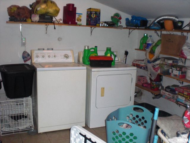 216 S PECAN Street, Desoto, IL 62924