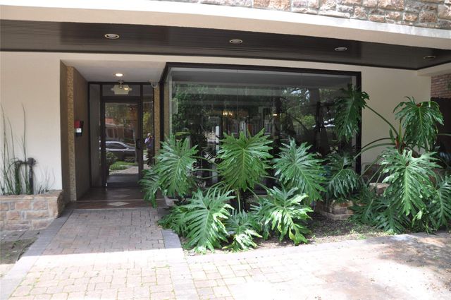 510 Lovett Boulevard 201, Houston, TX 77006