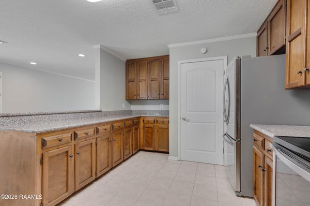 118 Village Green Drive, Youngsville, LA 70592