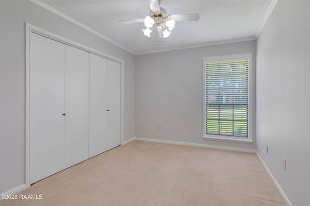 118 Village Green Drive, Youngsville, LA 70592
