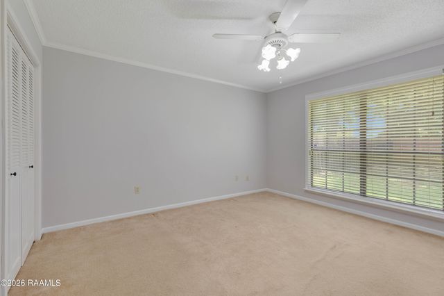 118 Village Green Drive, Youngsville, LA 70592