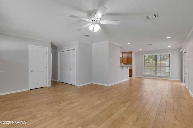 118 Village Green Drive, Youngsville, LA 70592