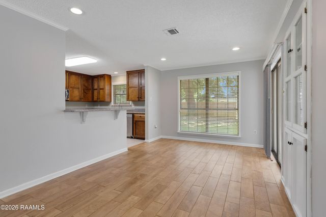 118 Village Green Drive, Youngsville, LA 70592