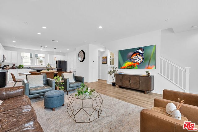 924 E 3rd Street, Santa Ana, CA 92701