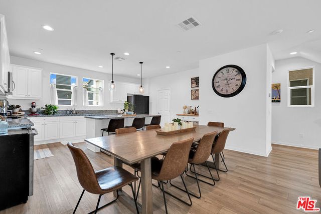 924 E 3rd Street, Santa Ana, CA 92701