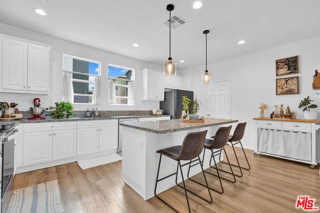 924 E 3rd Street, Santa Ana, CA 92701