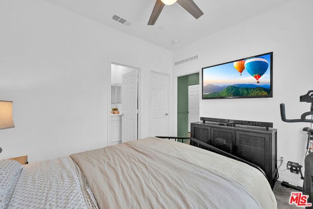 924 E 3rd Street, Santa Ana, CA 92701
