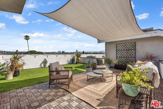 3961 Tilden Avenue 3, Culver City, CA 90232