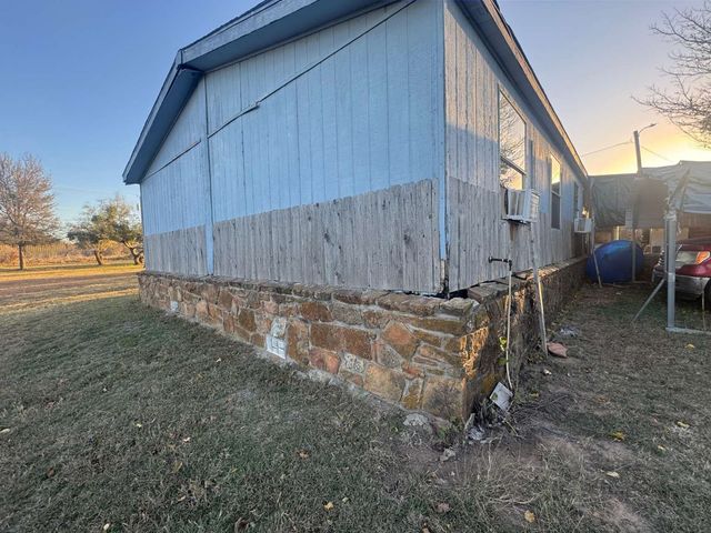 119 Theresa Drive, Graham, TX 76450