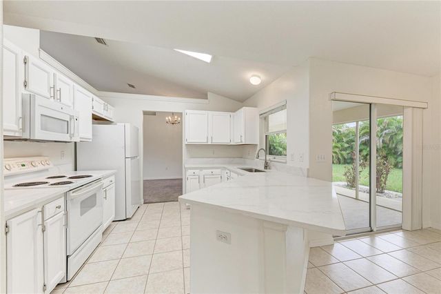 3213 45TH AVENUE E, Bradenton, FL 34203
