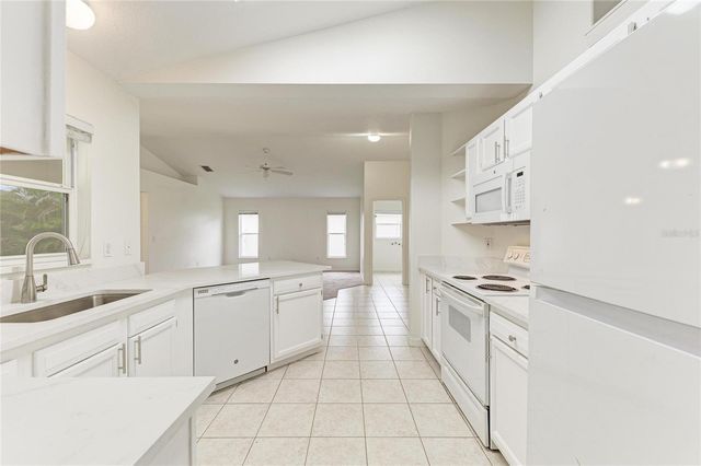 3213 45TH AVENUE E, Bradenton, FL 34203