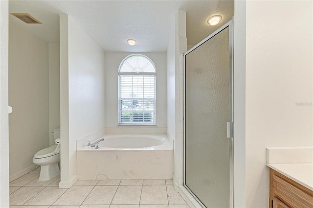 3213 45TH AVENUE E, Bradenton, FL 34203