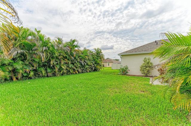3213 45TH AVENUE E, Bradenton, FL 34203