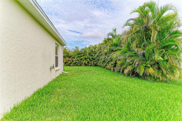 3213 45TH AVENUE E, Bradenton, FL 34203