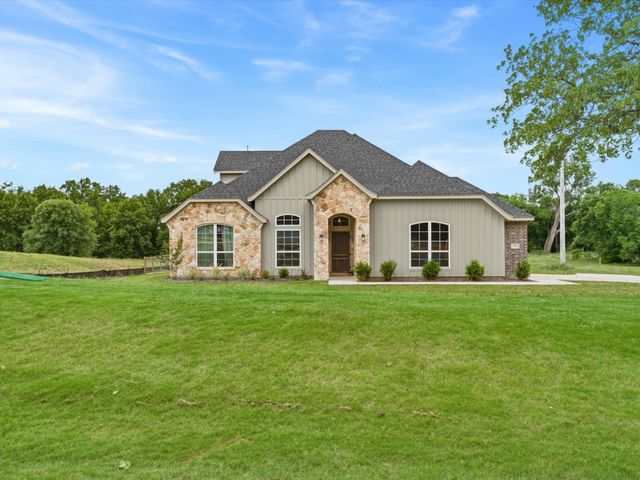 155 Rj Smith Drive, Boyd, TX 76023