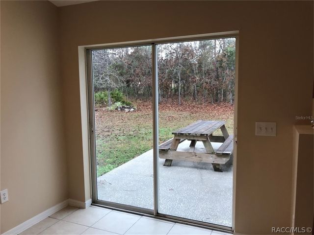 71 Corkwood Boulevard, Homosassa, FL 34446