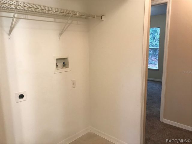 71 Corkwood Boulevard, Homosassa, FL 34446