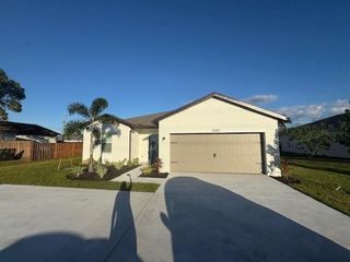 3197 SW Savona Boulevard, Port St Lucie, FL 34953