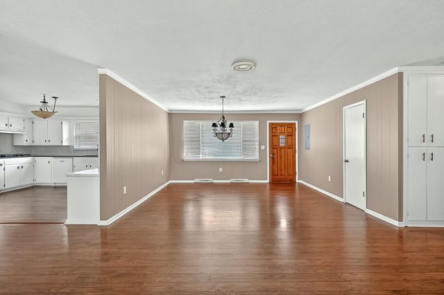 157 Spring Street, Forsyth, MO 65653