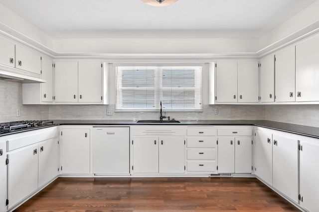 157 Spring Street, Forsyth, MO 65653