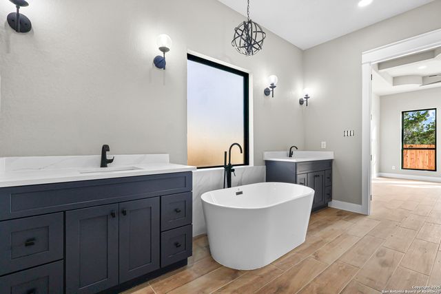 1416 Green Meadow, Spring Branch, TX 78070