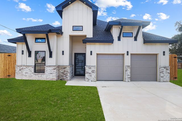 1416 Green Meadow, Spring Branch, TX 78070