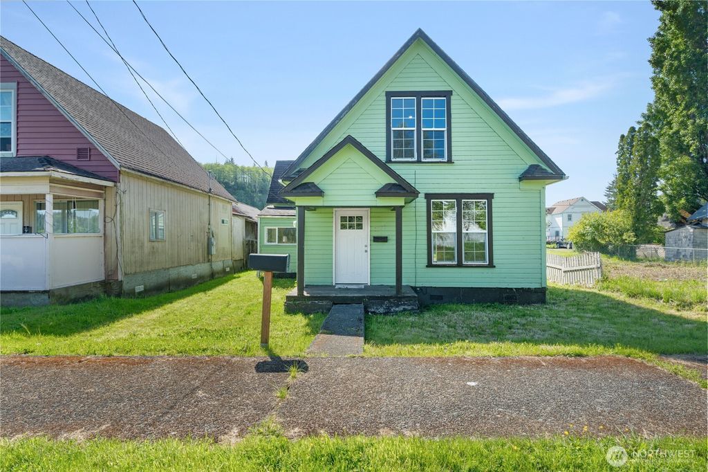 1109 River Street, Hoquiam, WA 98550