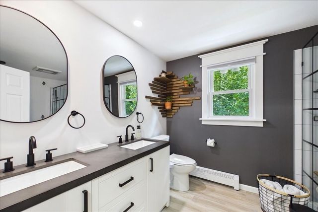 77 Briar Rd, Taunton, MA 02780