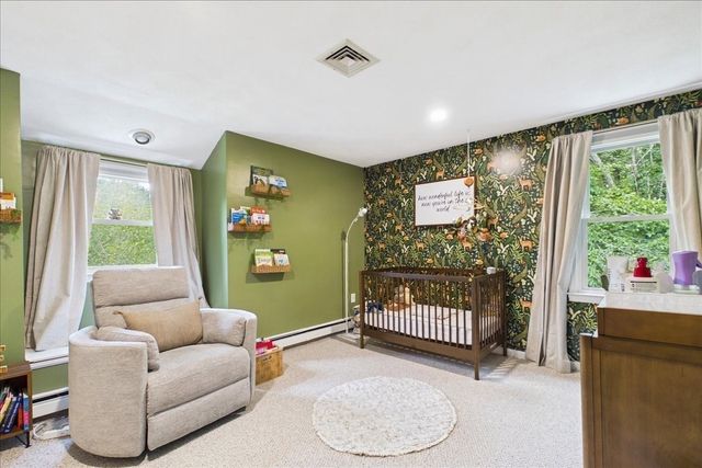 77 Briar Rd, Taunton, MA 02780