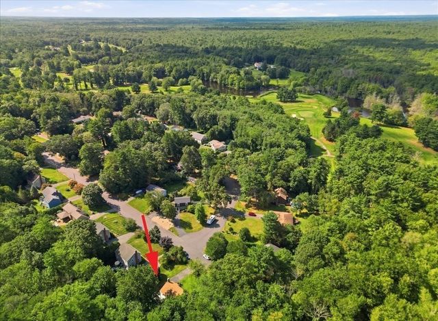77 Briar Rd, Taunton, MA 02780