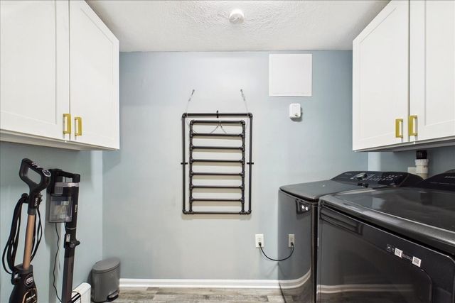 77 Briar Rd, Taunton, MA 02780