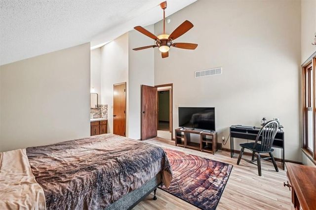 2501 Olde Creek Court, Leavenworth, KS 66048